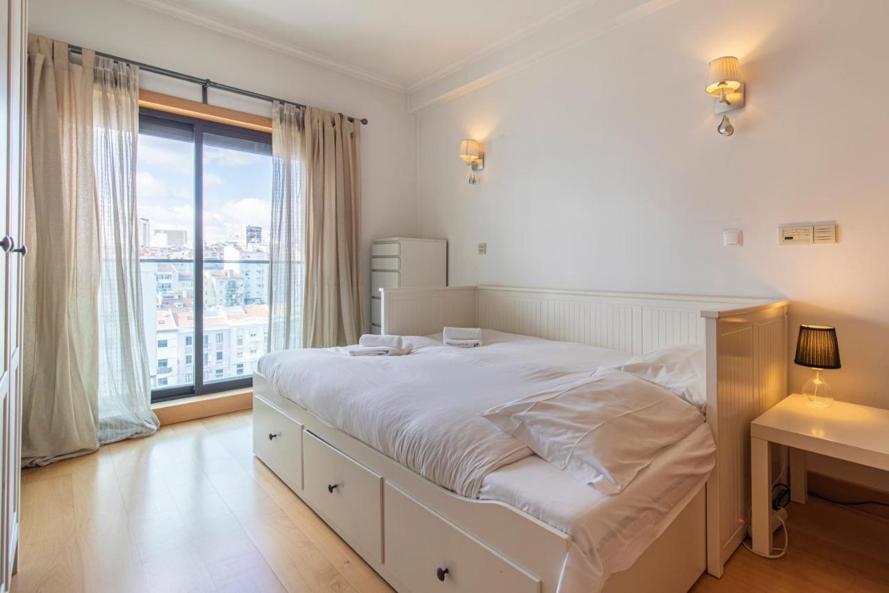 Lovelystay - Modern Apartment In Anjos Lisboa Eksteriør billede
